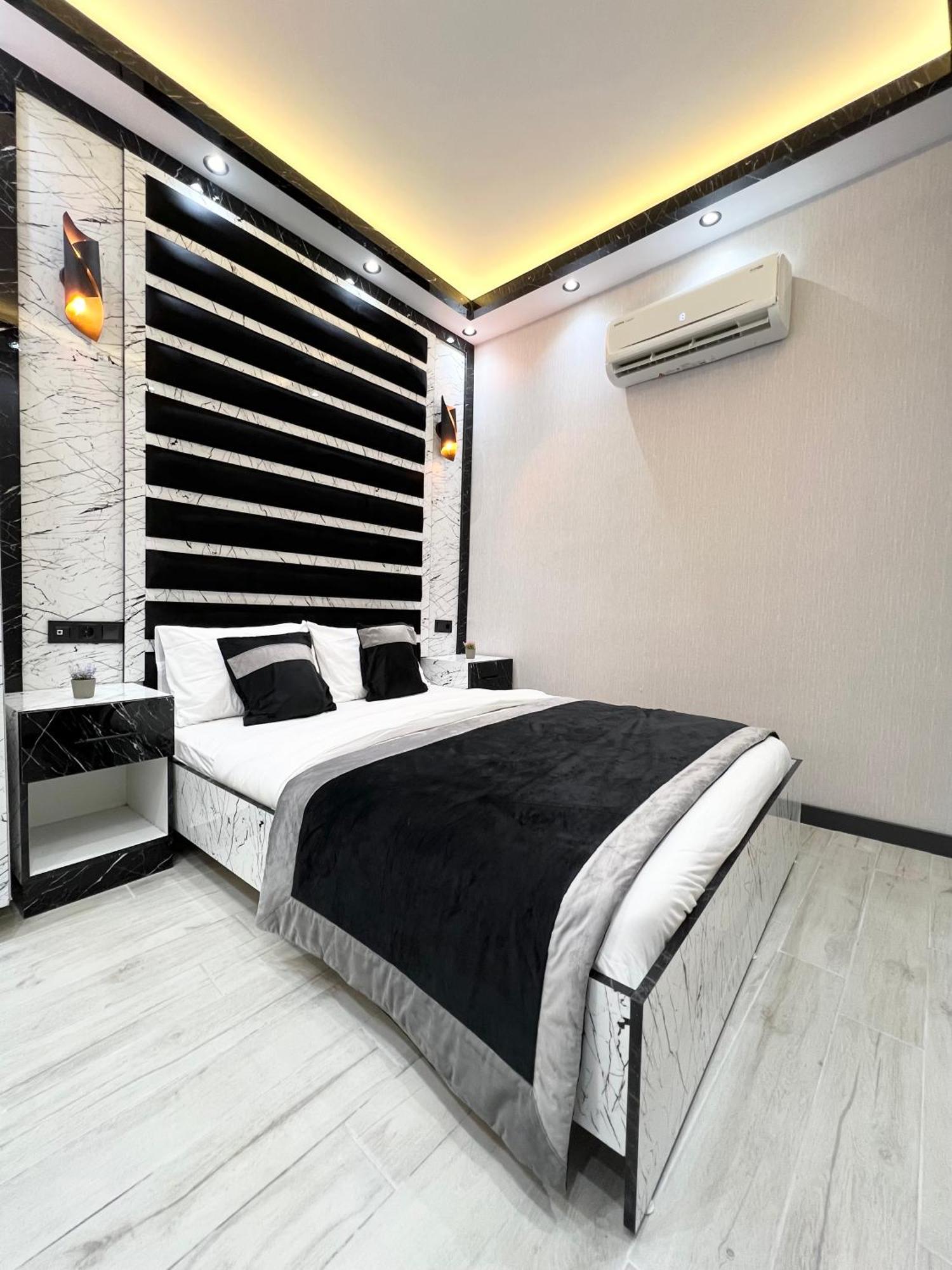 Taksim Larissa Hotel Suites Estambul Exterior foto