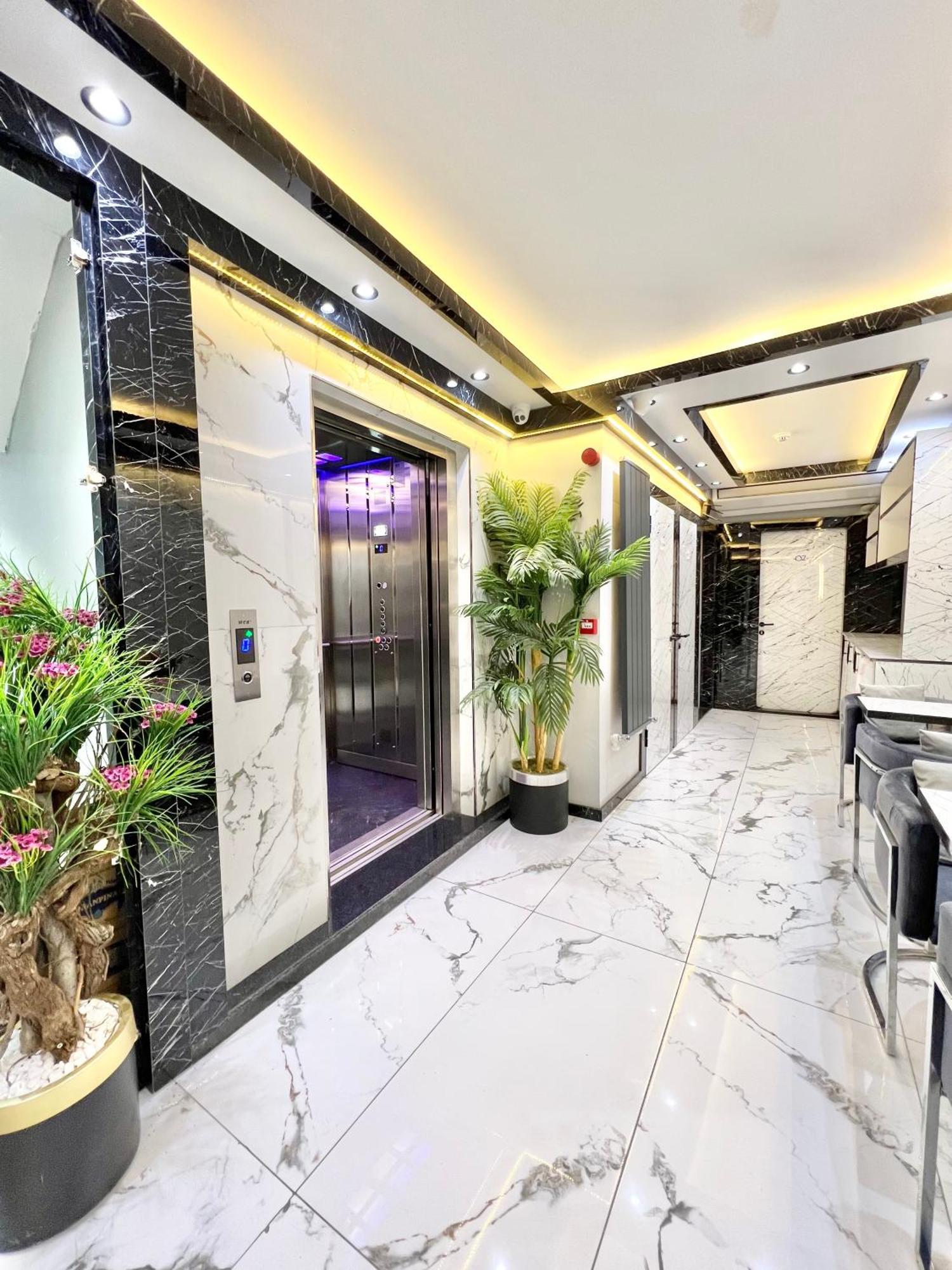 Taksim Larissa Hotel Suites Estambul Exterior foto