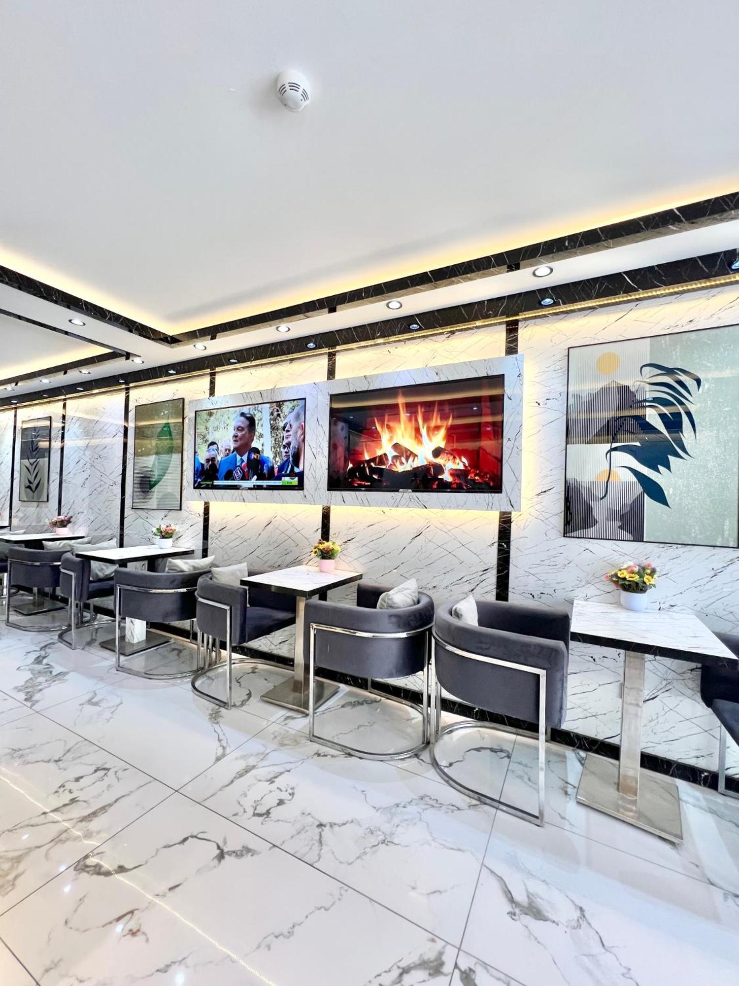 Taksim Larissa Hotel Suites Estambul Exterior foto