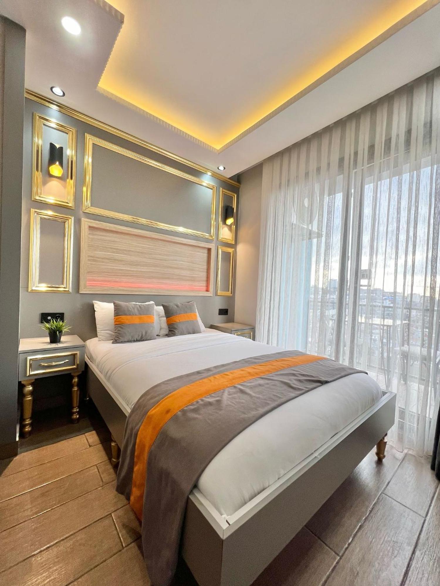 Taksim Larissa Hotel Suites Estambul Exterior foto
