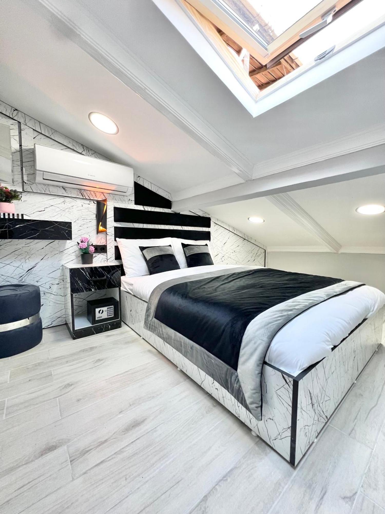 Taksim Larissa Hotel Suites Estambul Exterior foto