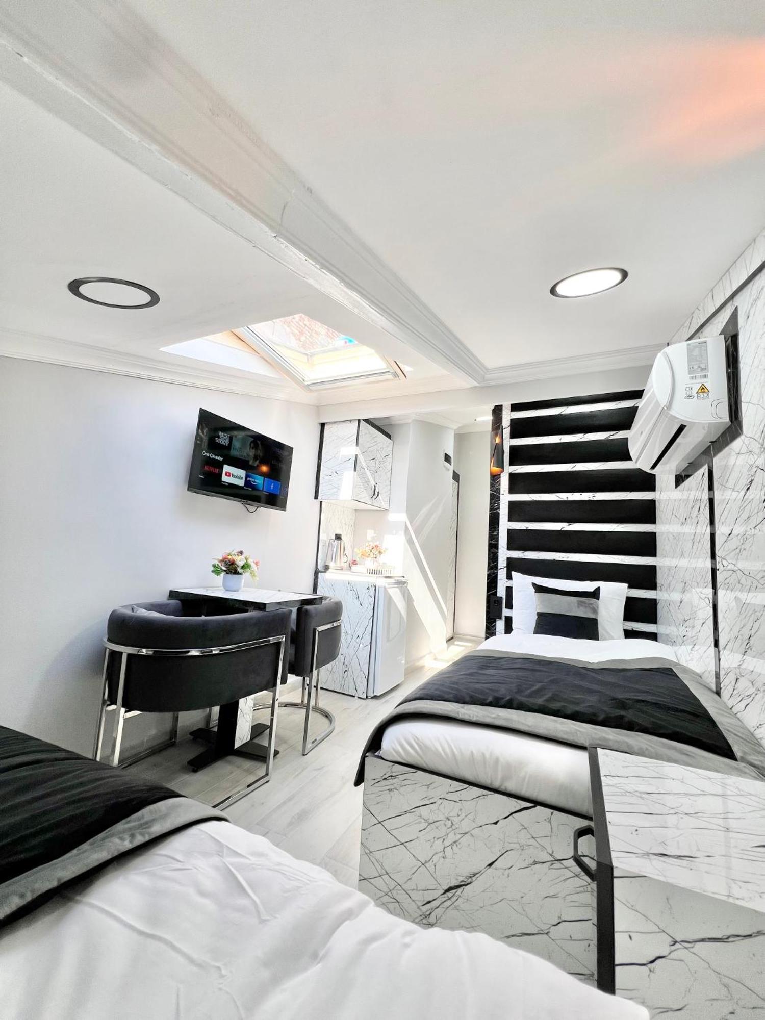 Taksim Larissa Hotel Suites Estambul Exterior foto