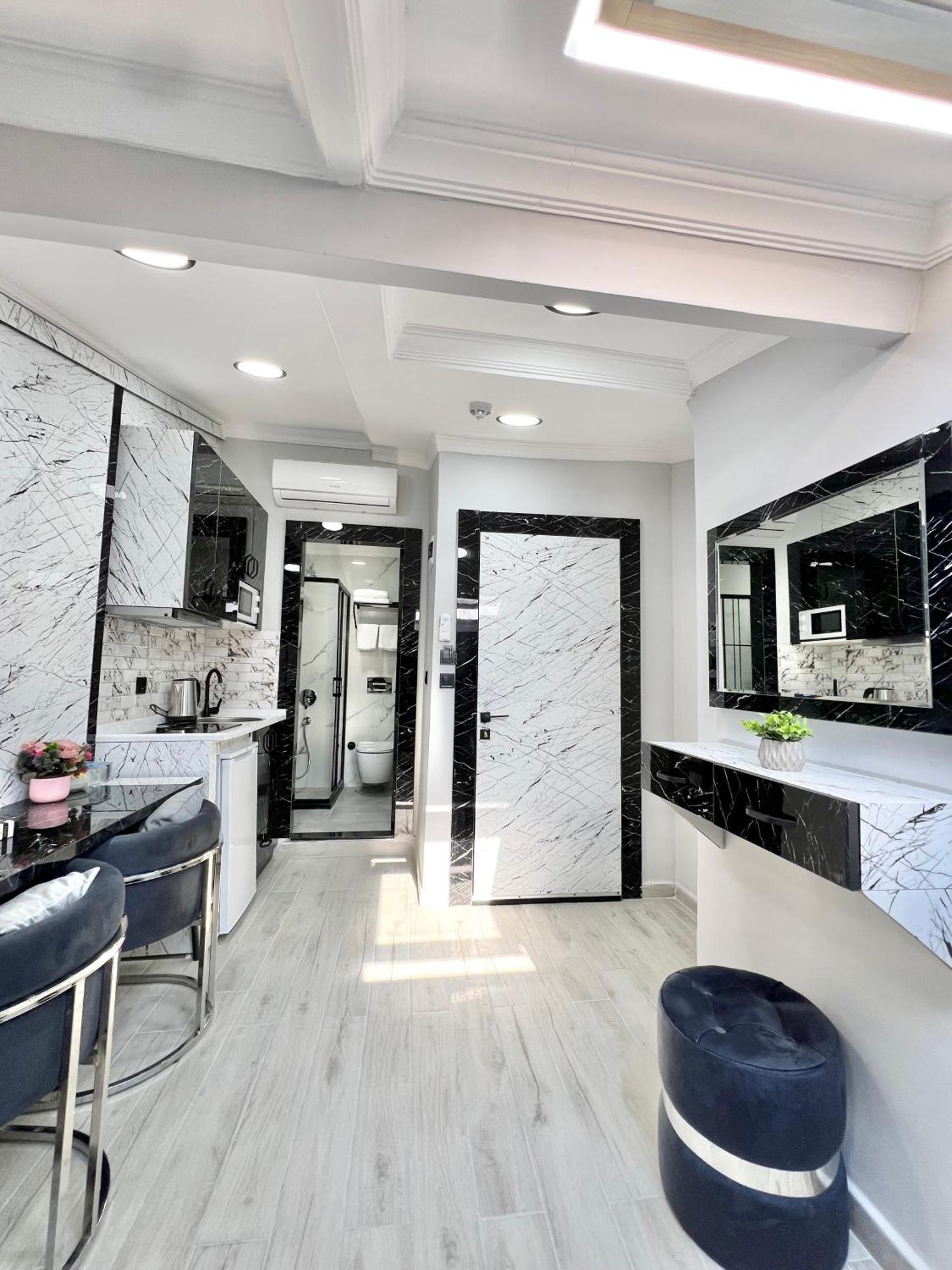 Taksim Larissa Hotel Suites Estambul Exterior foto